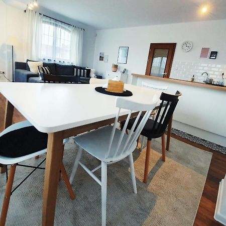 Apartman Linda - Velka Lomnica ภายนอก รูปภาพ